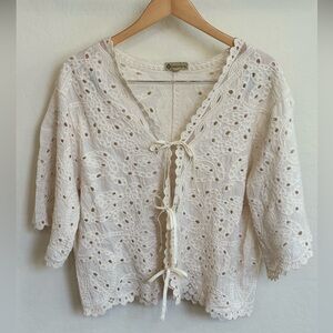 Democracy Cream Eyelet Tie-Front Tunic w/ 3/4 Sleeves Boho Chic Cottagecore
